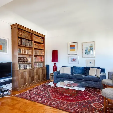 Apartment Elegant With Panoramic View In The Heart Of