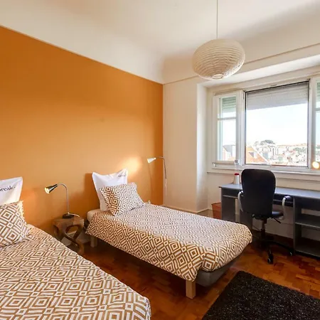 Elegant With Panoramic View In The Heart Of